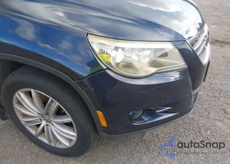 2011 Volkswagen Tiguan Sel z USA, uszkodzony, nr VIN WVGBV7AX4BW516582